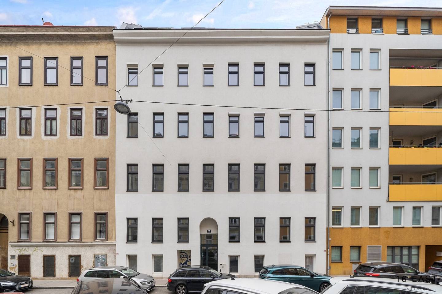 Modern living in a central location nearly new property in 1030 Vienna any? nope