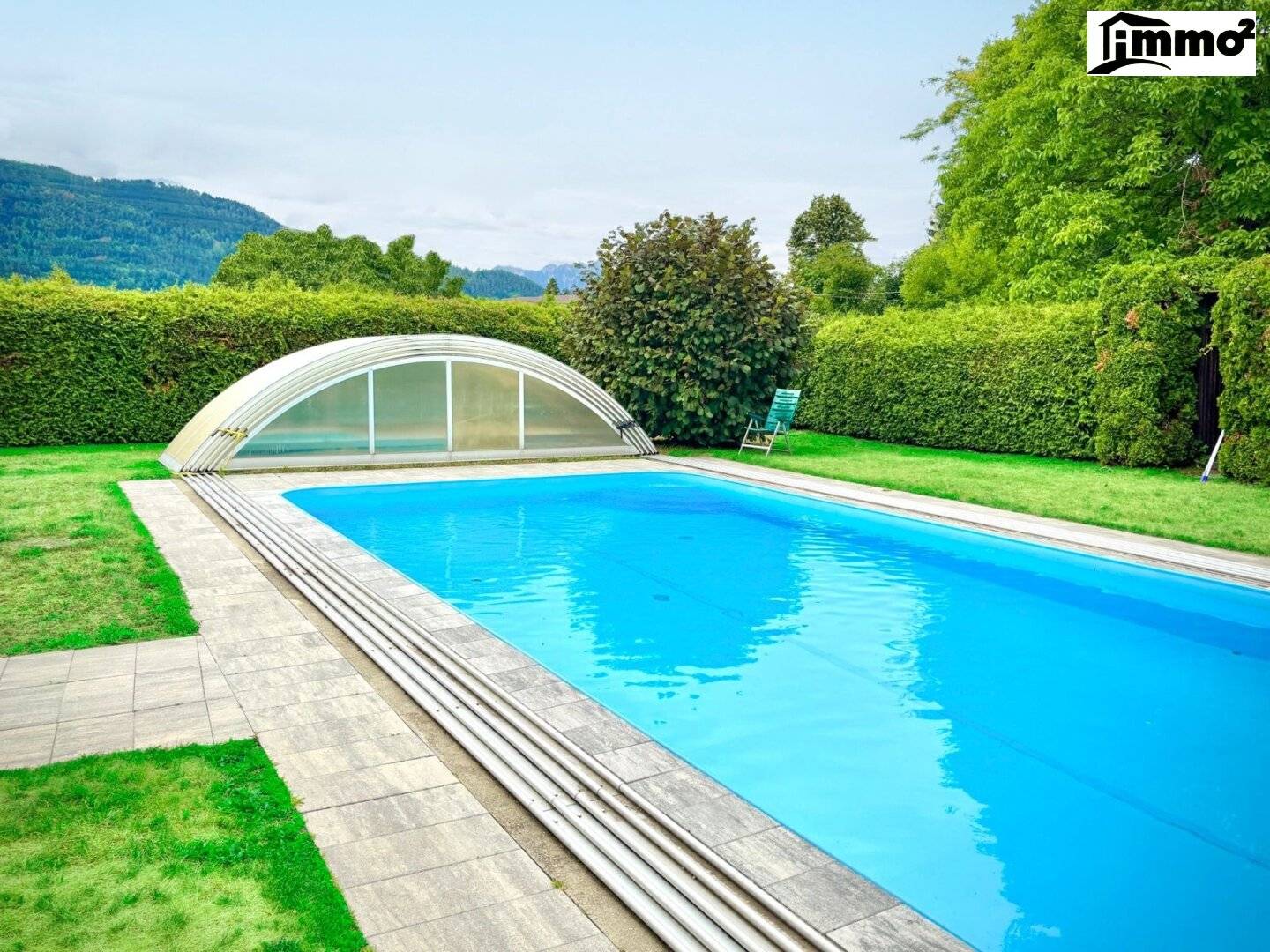 Dream apartment with pool and lake view