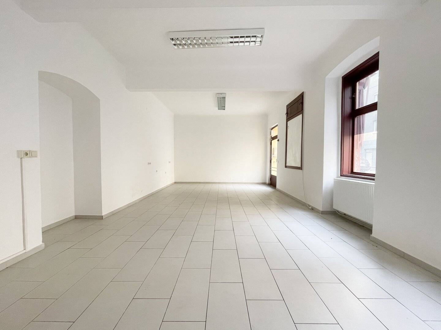 Perfektes Grätzl-Lokal in Ottakring – 45 m² mit Auslage & Straßenzugang!