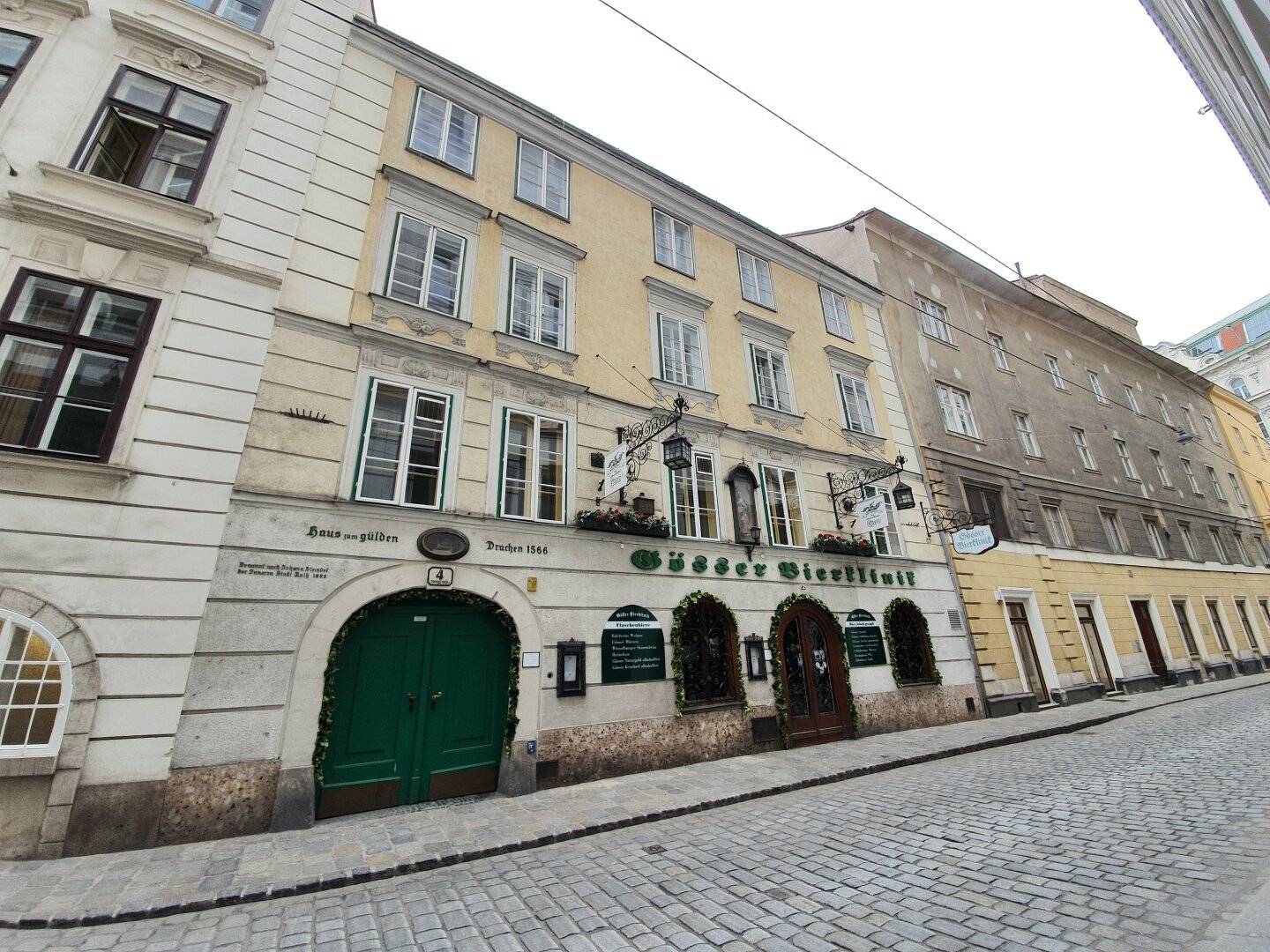 Gastronomy- / Retail space in traditional inner-city location – completion expected spring 2027