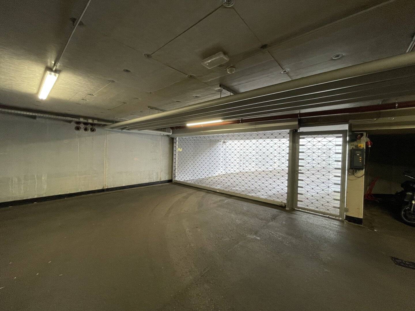 Tiefgaragenstellplätze Nähe Purkersdorf zu vermieten