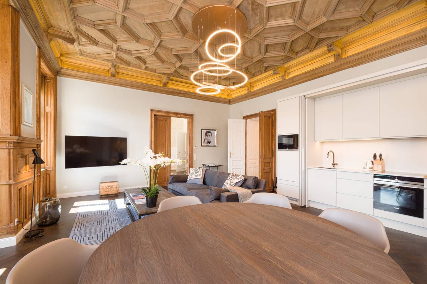 Exklusiver Altbau in Döbling – 4 Zimmer, 3 Bäder, ca. 160 m²