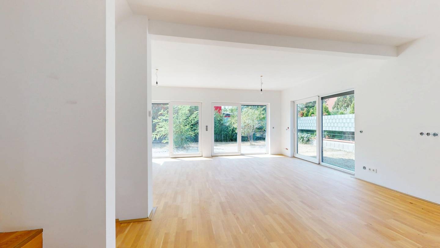 Modernes Reihen-Eckhaus mit Garten // Terrassen // Stellplätze – Wohnen in Gänserndorf