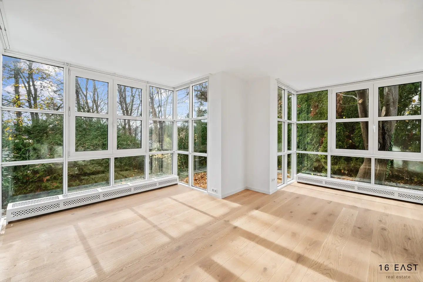 Traumhafte Grünruhelage – Exklusive 4-Zimmer-Gartenwohnung mit Süd-Ausrichtung und Garage