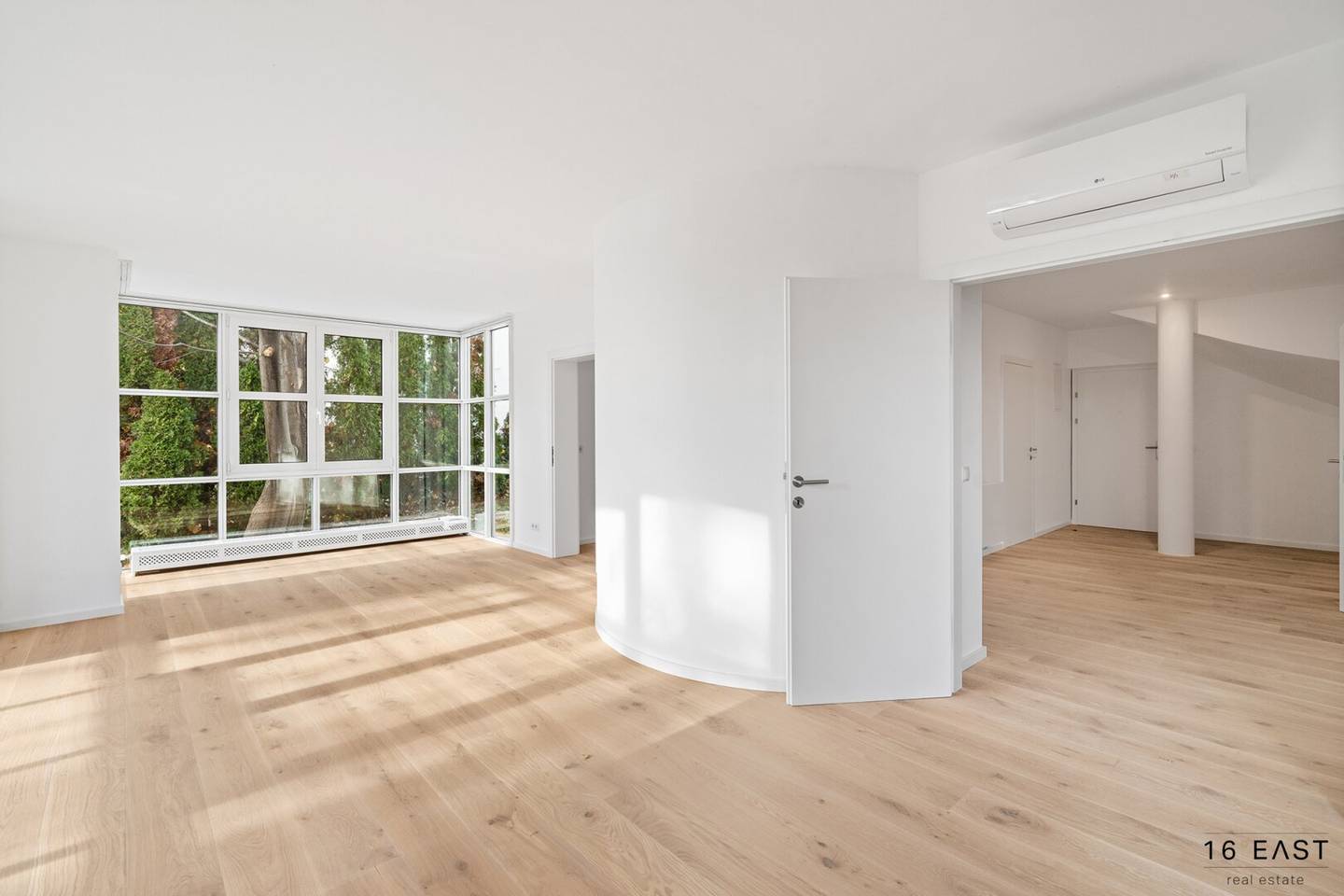 Traumhafte Grünruhelage – Exklusive 4-Zimmer-Gartenwohnung mit Süd-Ausrichtung und Garage