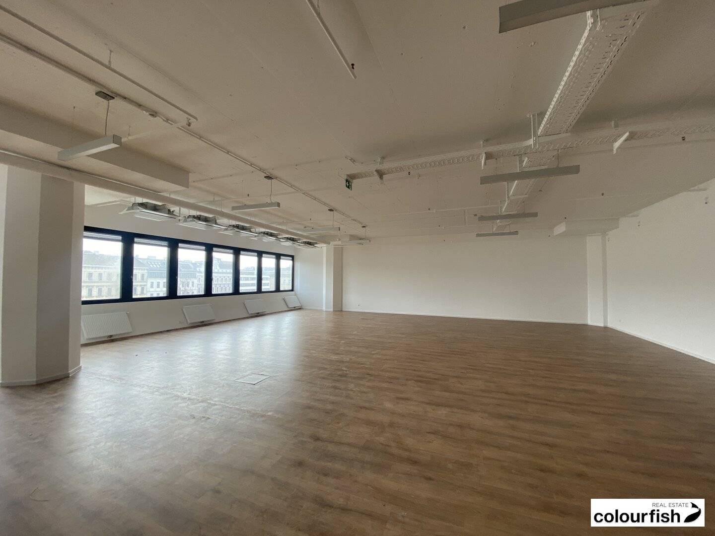 Generous spaces with flexible use