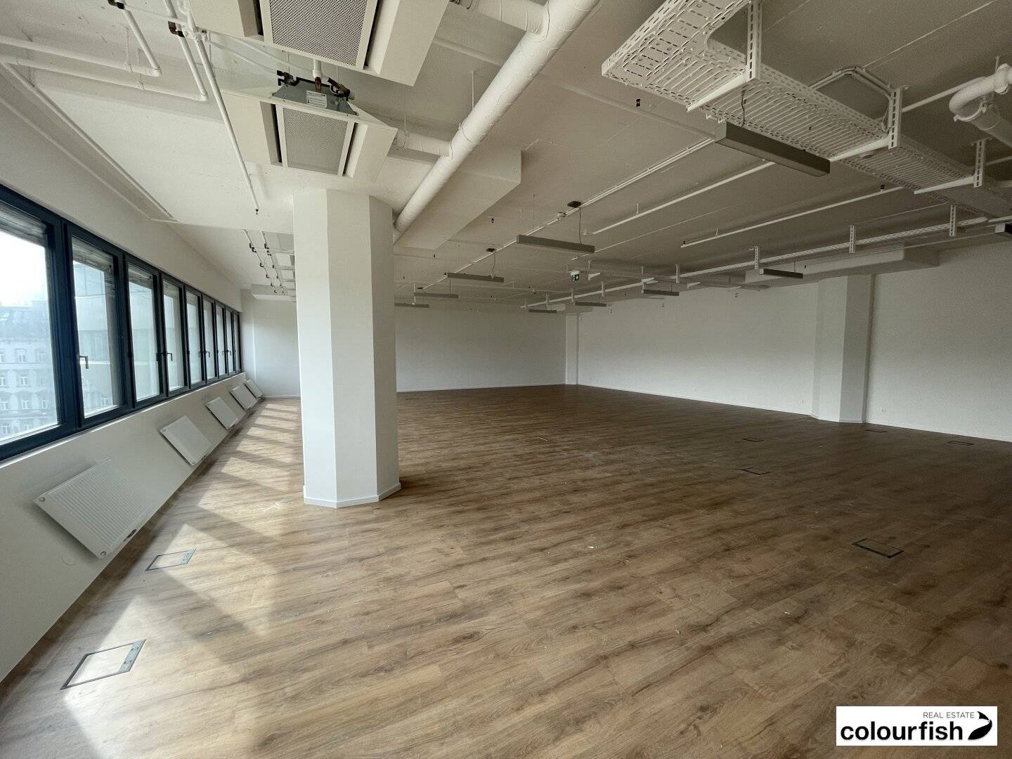 Generous spaces with flexible use