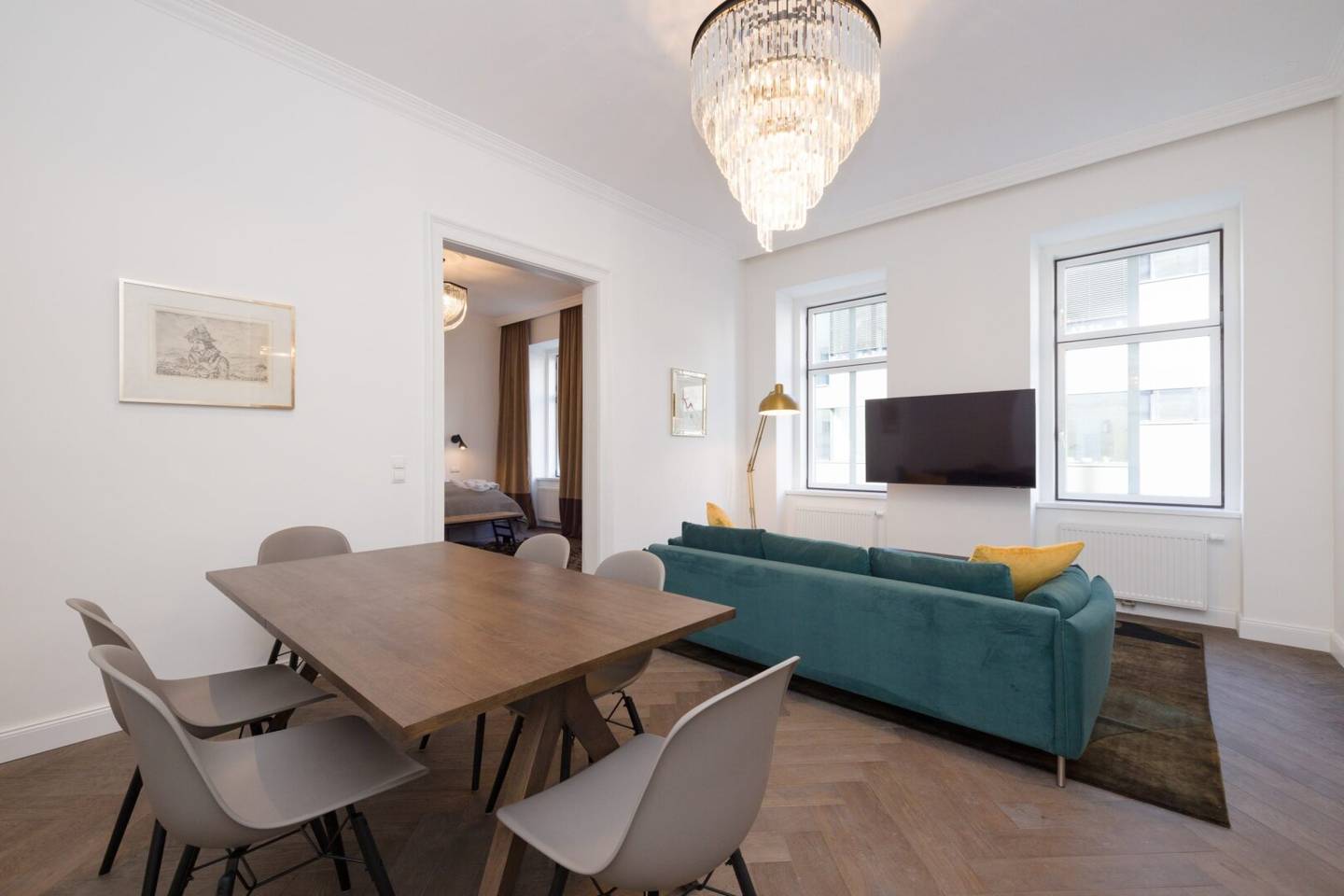 Luxury owner occupied apartment in the 2nd District, 4 rooms, 2 bathrooms, stylish fittings in urban top location