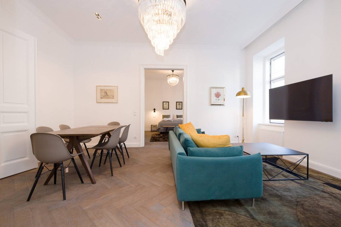 Luxury owner occupied apartment in the 2nd District, 4 rooms, 2 bathrooms, stylish fittings in urban top location