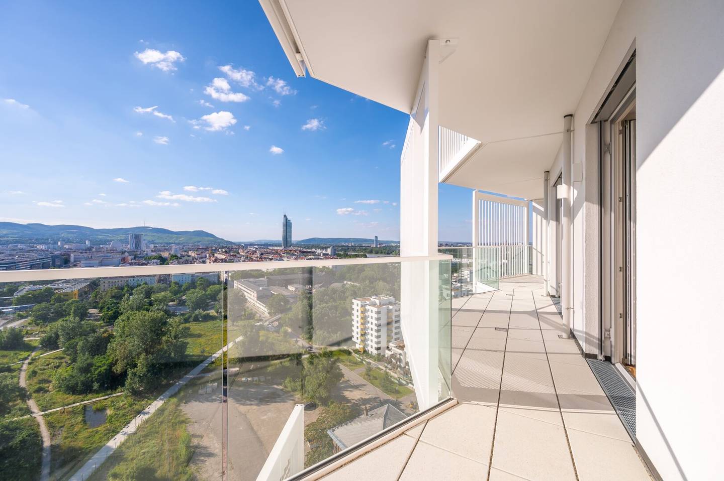 Panoramic view unobstructed &amp; unmistakable! Buy now! (T178)