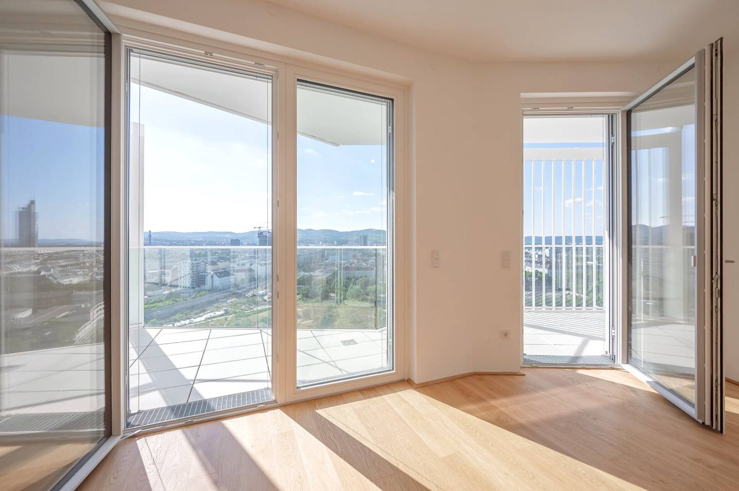 Panoramic view unobstructed &amp; unmistakable! Buy now! (T178)