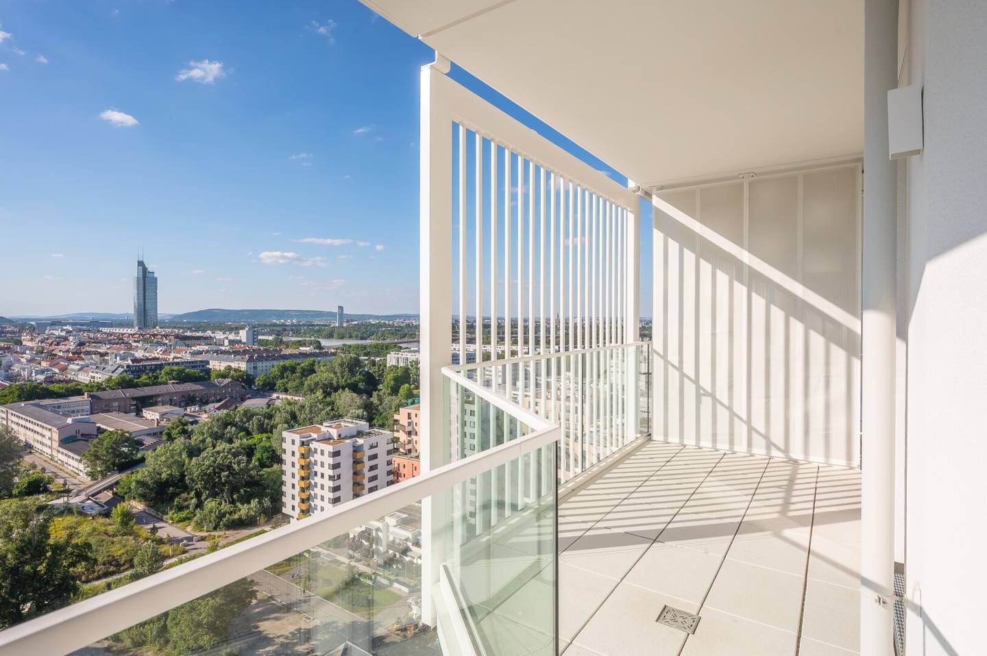 Panoramic view unobstructed &amp; unmistakable! Buy now! (T178)