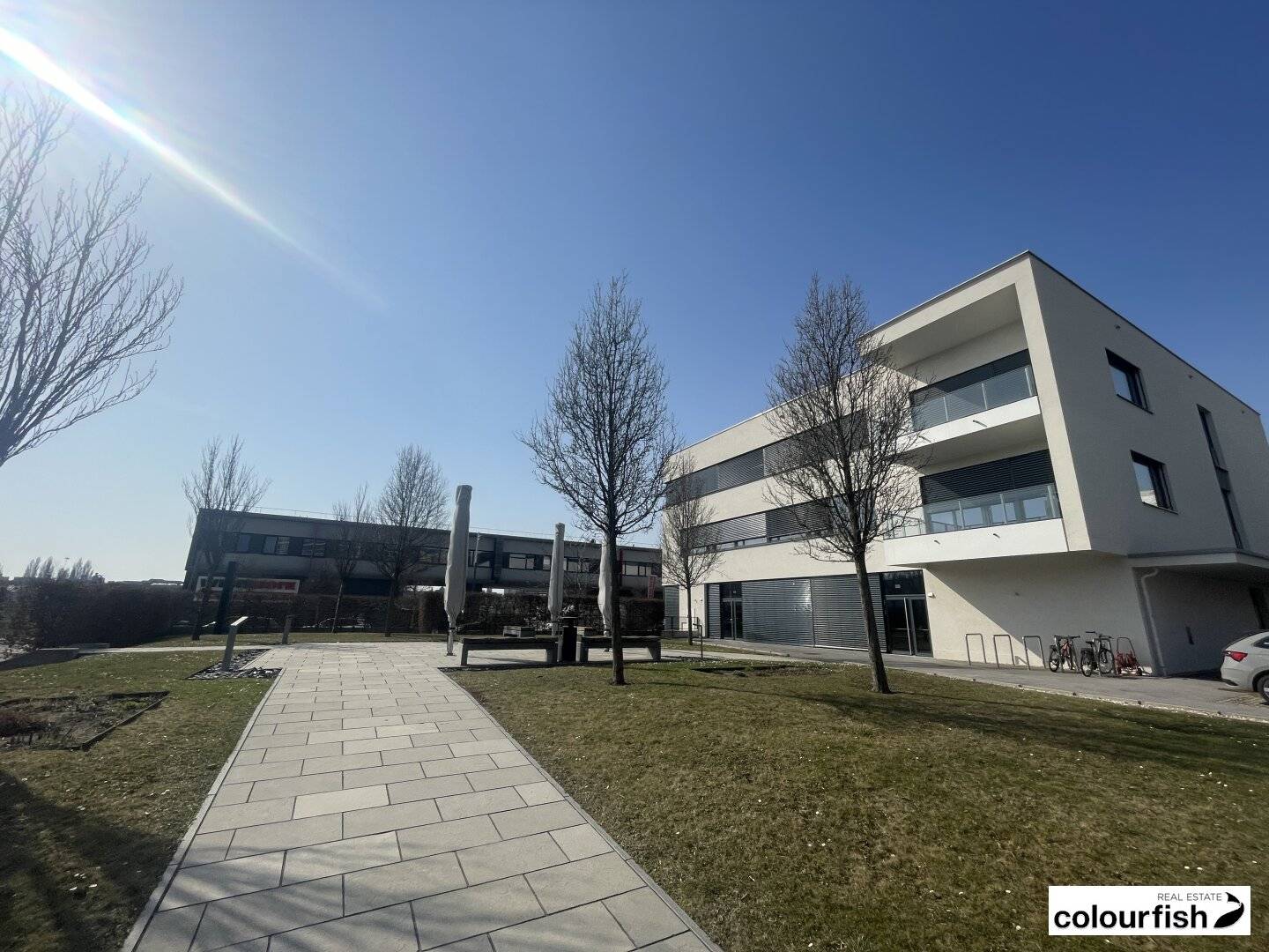 Modern terrace office in Seestadt