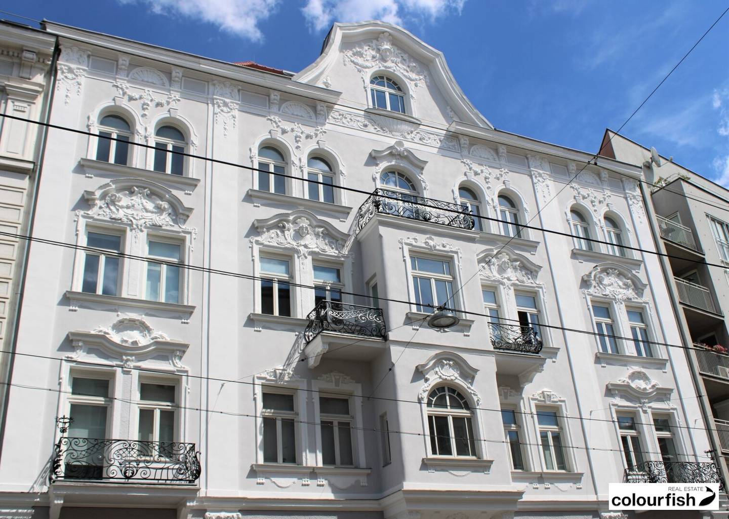 Altbaubüro mit Balkon