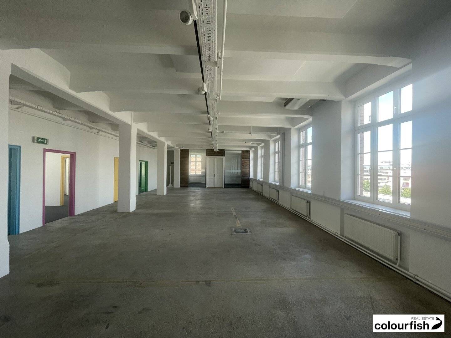 Loftbüro in ehemaliger Fabrik Nähe Matzleinsdorfer Platz mit Lastenaufzug