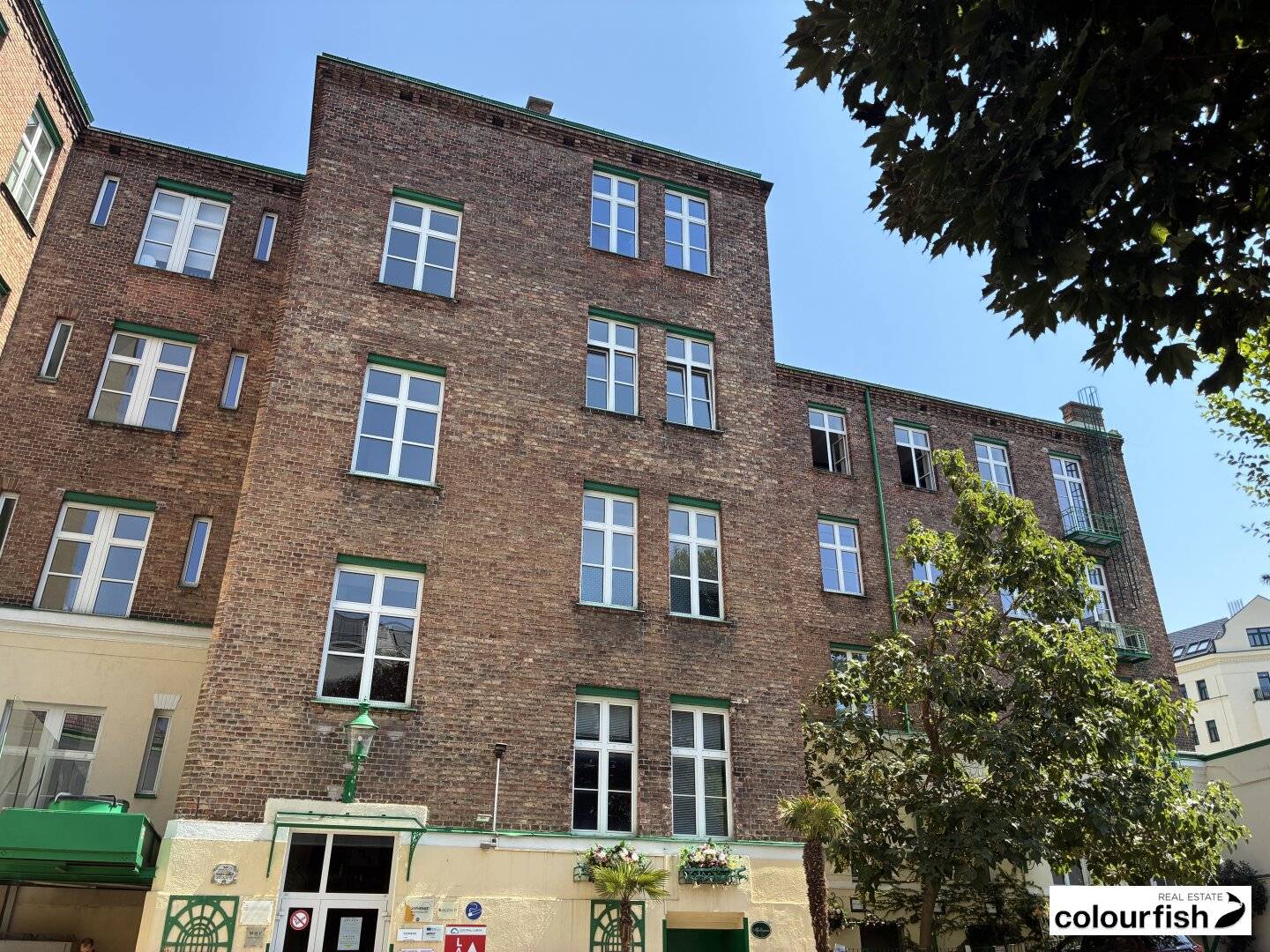 Loftbüro in ehemaliger Fabrik Nähe Matzleinsdorfer Platz mit Lastenaufzug