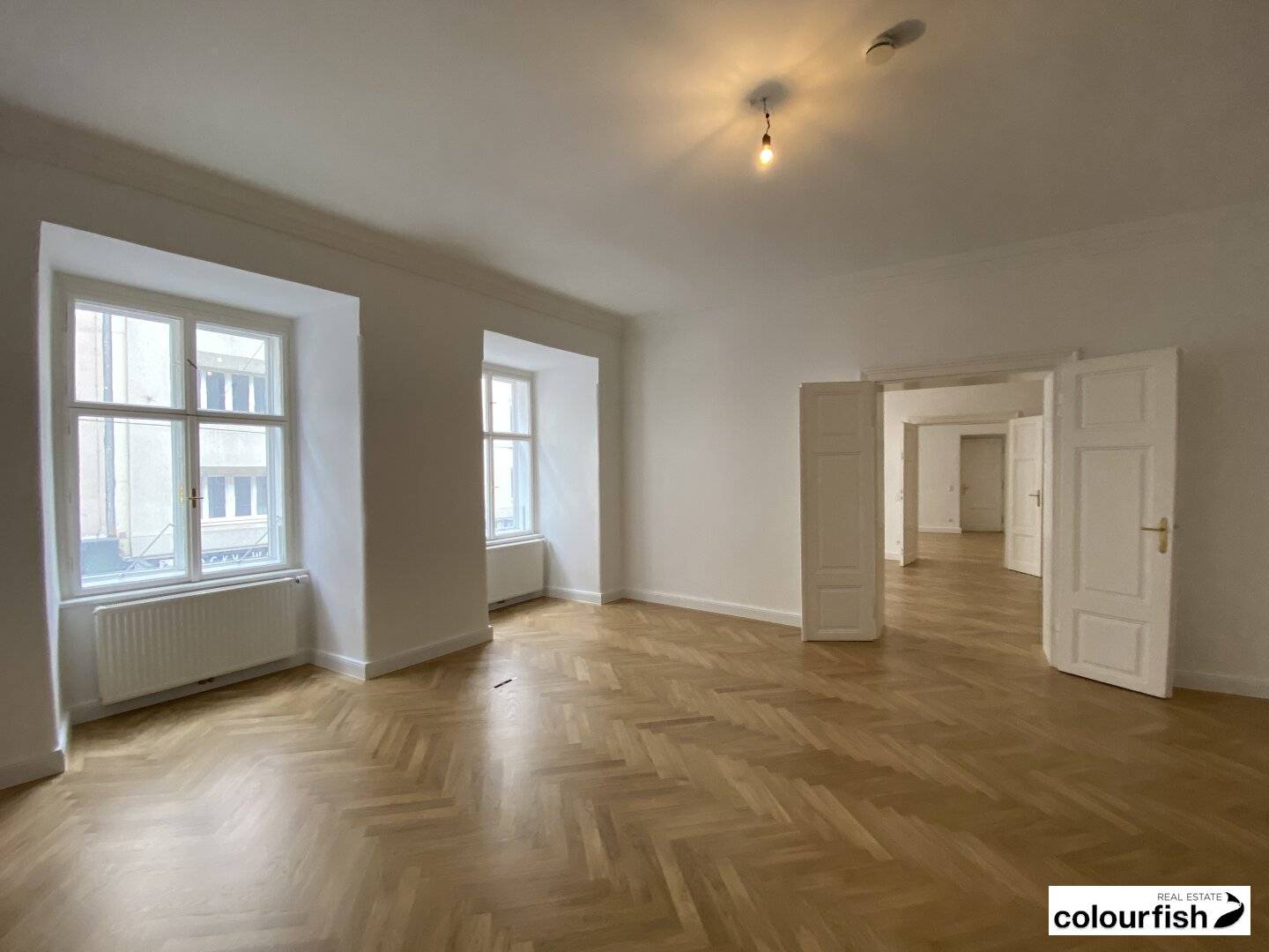 Historisches Büro in zentraler Lage
