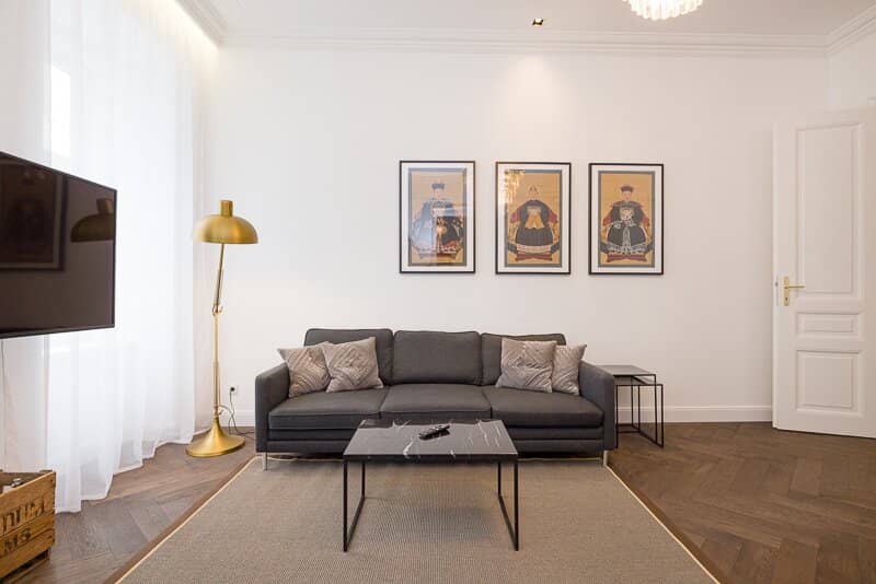 Luxury owner occupied apartment in the 2nd district, 2 bedrooms, 2 bathrooms, stylish fittings in a prime urban location