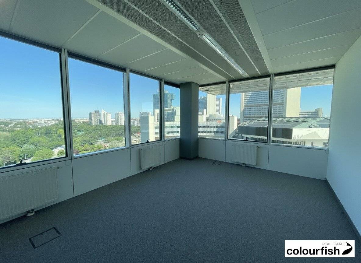 Modern office spaces in the Saturn Tower/Moderne Büroflächen im Saturn Tower? no the instruction says keep only proper names and translate descriptive words into English; We'll provide both correctly.