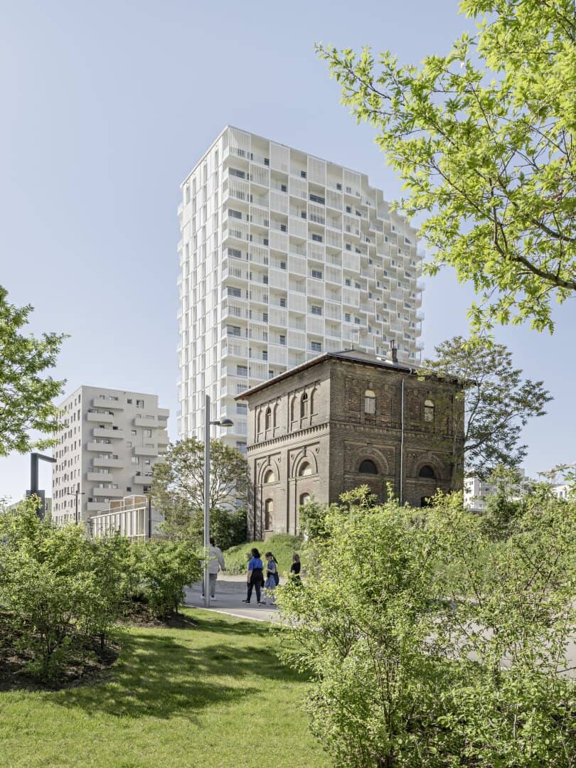 LEYWANDE 3 Room Apartment on the 19th Floor First Occupancy (T186)