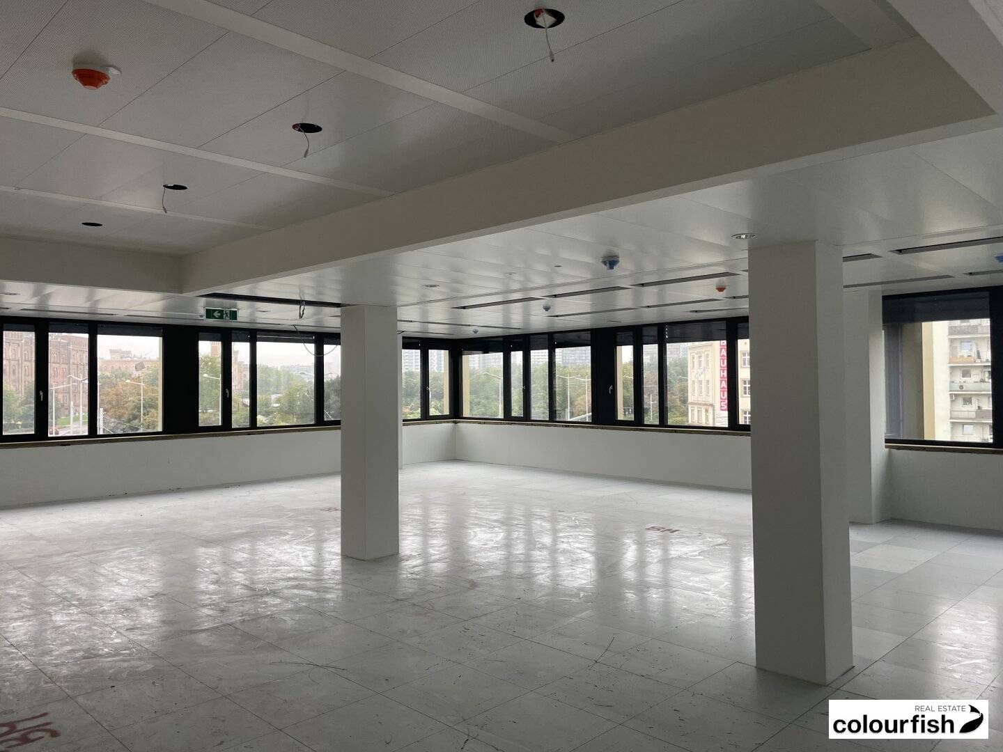 Großzügige Bürofläche im VILLAGE WORKS