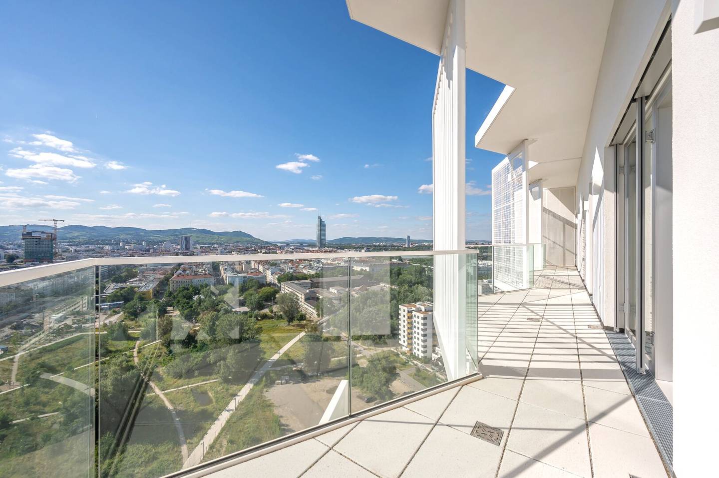 HERZBEBEN including city view for the whole family in the Nordbahnviertel OWNERSHIP (T197)