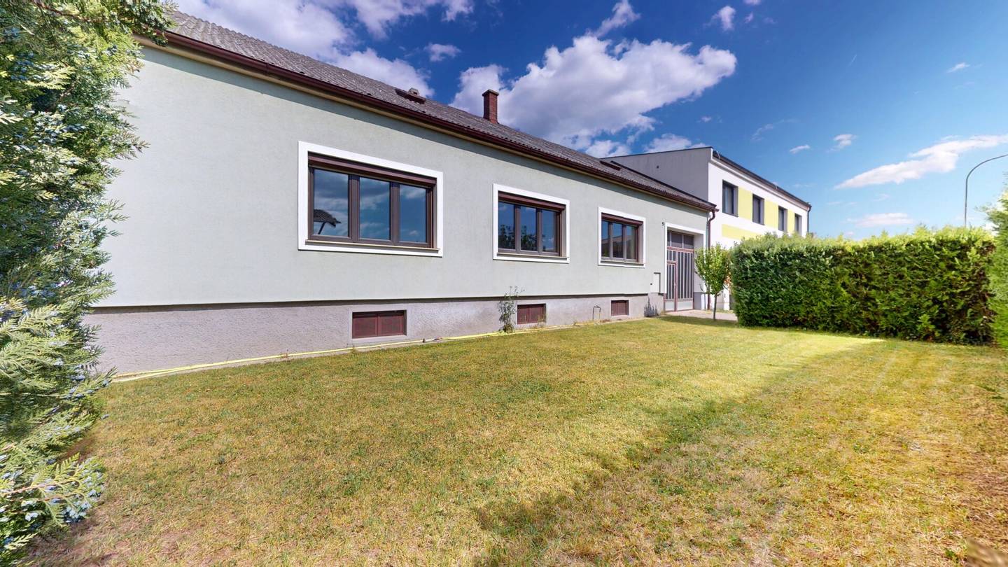 Wohnen im Grünen | Einfamilienhaus auf 606 m² mit Pool und Dreifachgarage in Kittsee