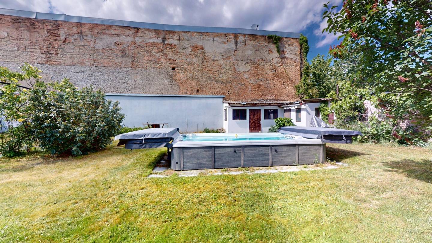 Wohnen im Grünen | Einfamilienhaus auf 606 m² mit Pool und Dreifachgarage in Kittsee