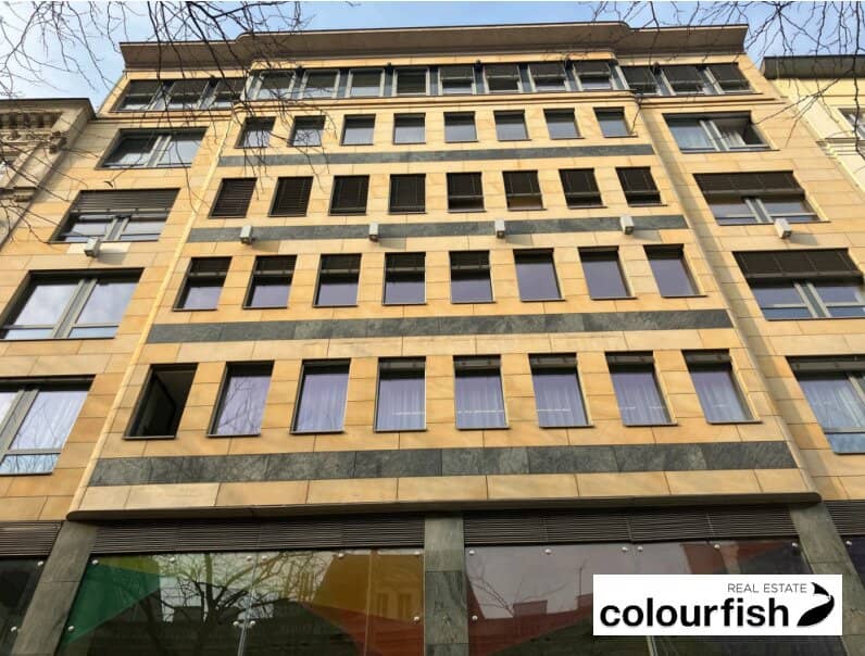 OFFICE MARIAHILFERSTRASSE Top equipped climate controlled and barrier free
