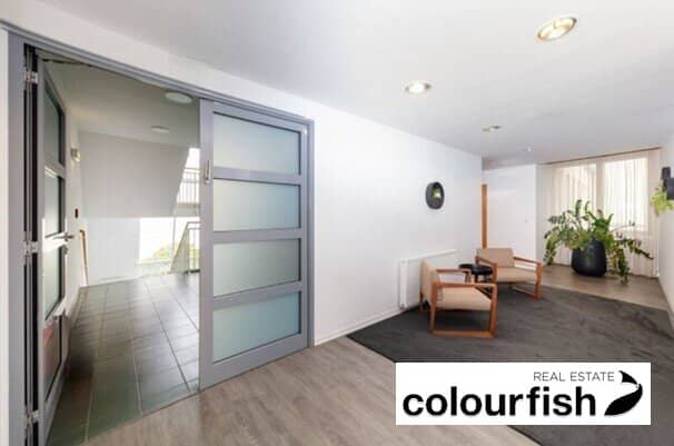 OFFICE MARIAHILFERSTRASSE Top equipped climate controlled and barrier free