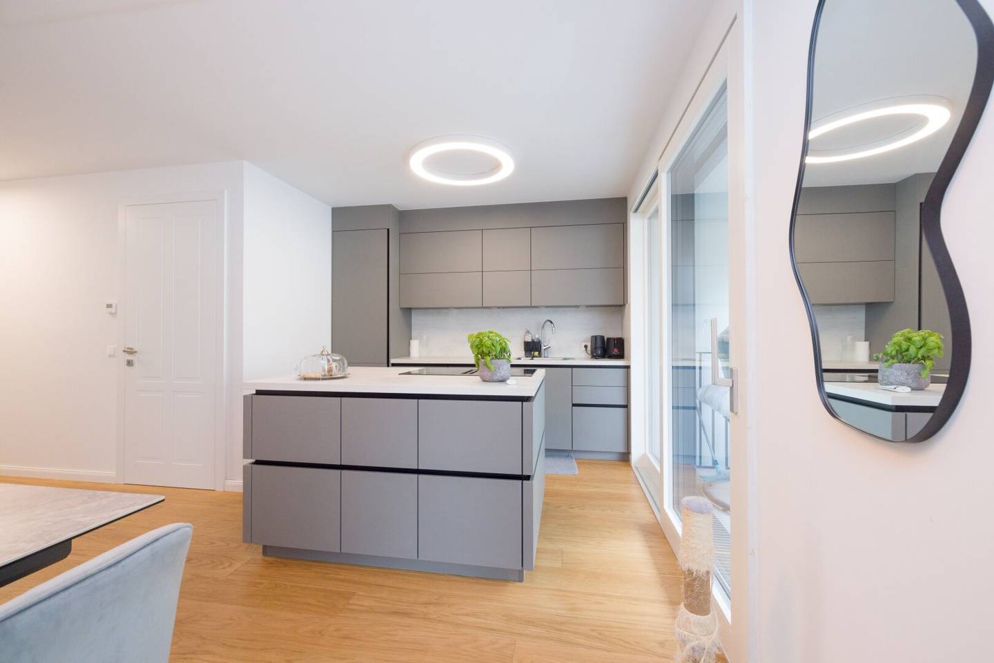 Exklusive 4-Zimmer-Wohnung mit Privatgarten und eigenem Lift – Ruhelage in Döbling