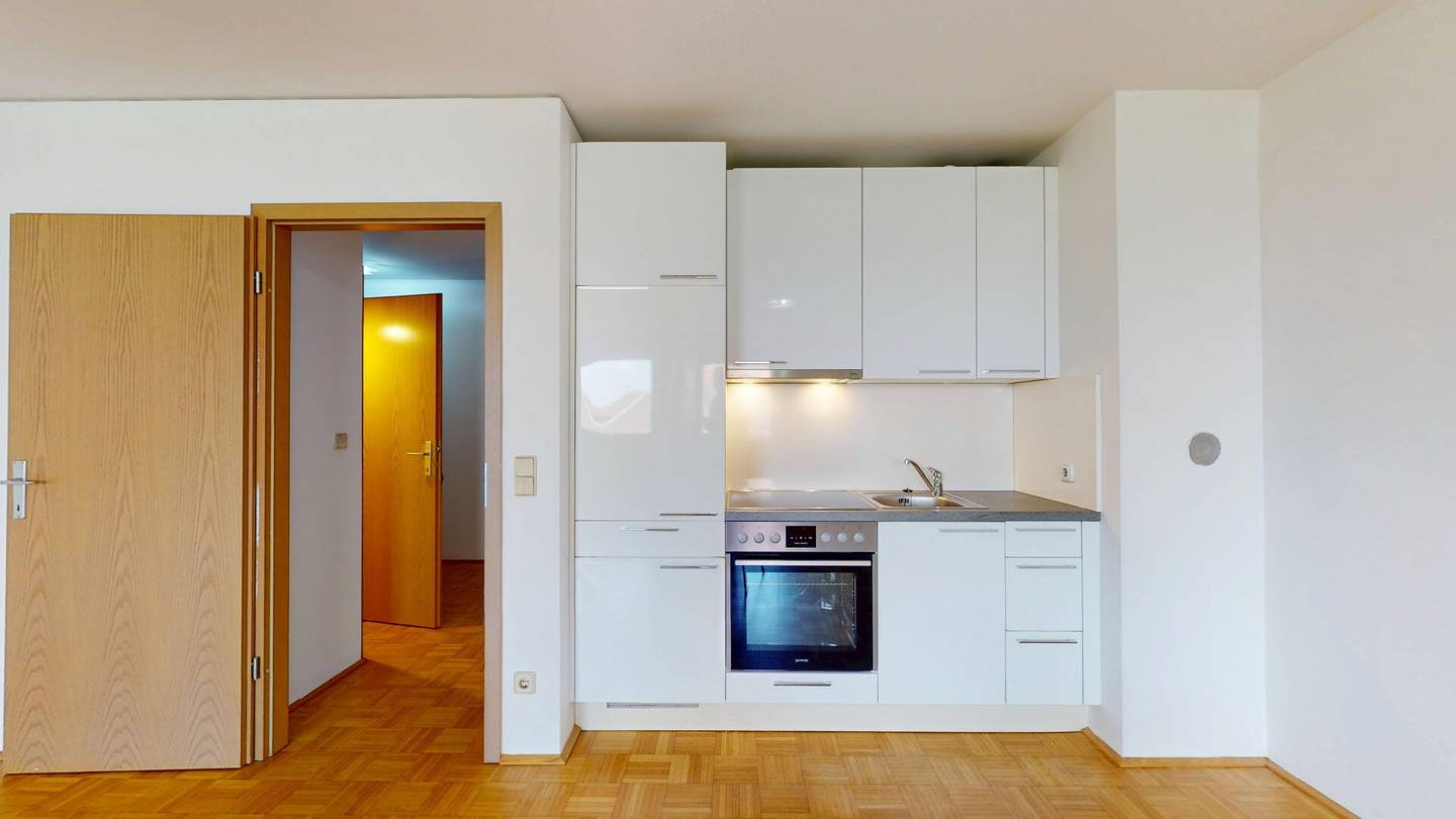 Immediately rentable: Tenanted investment apartment | free rent | underground parking space | near Donaukanal