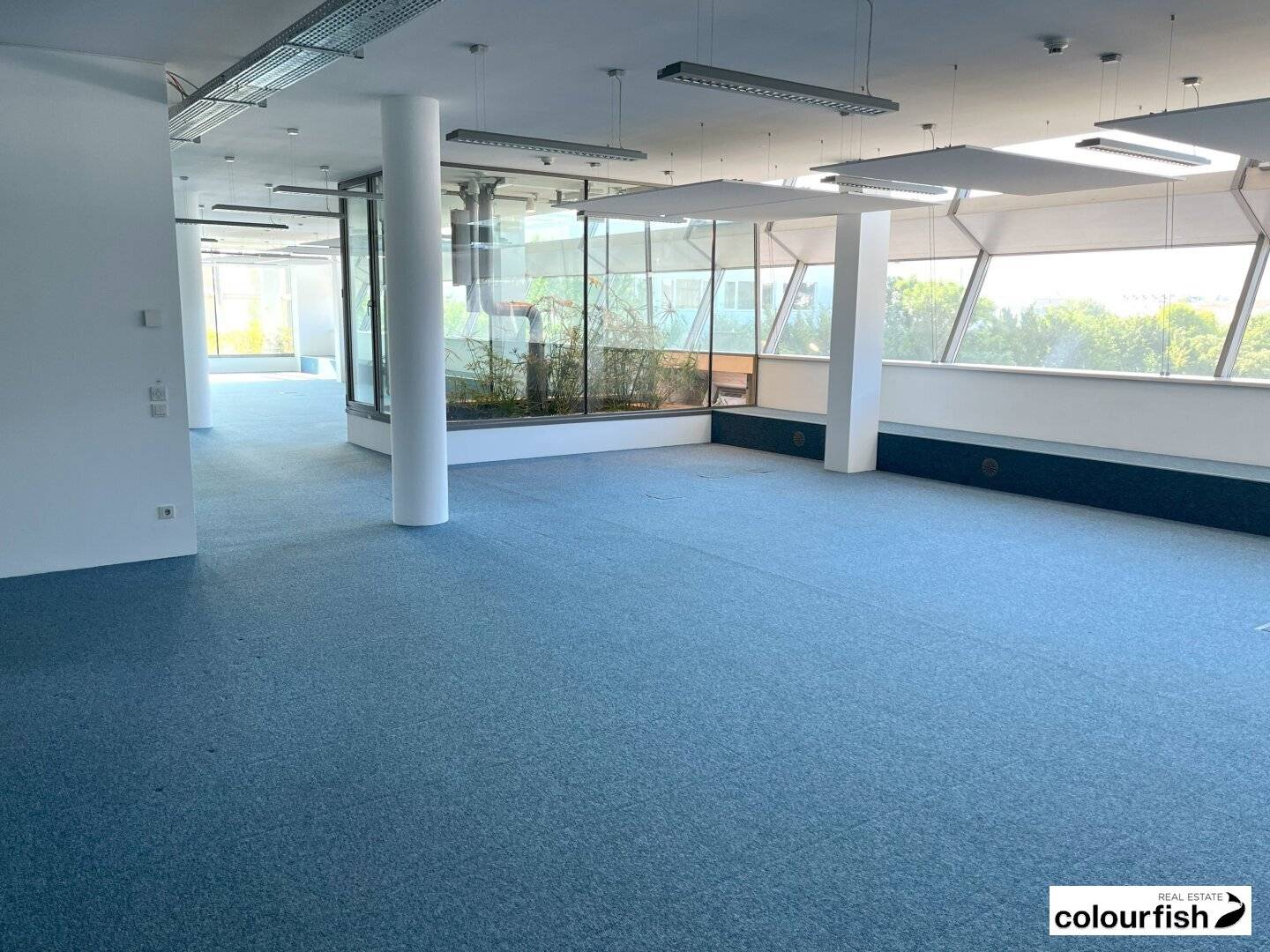 High quality equipped office spaces in an energy efficient building