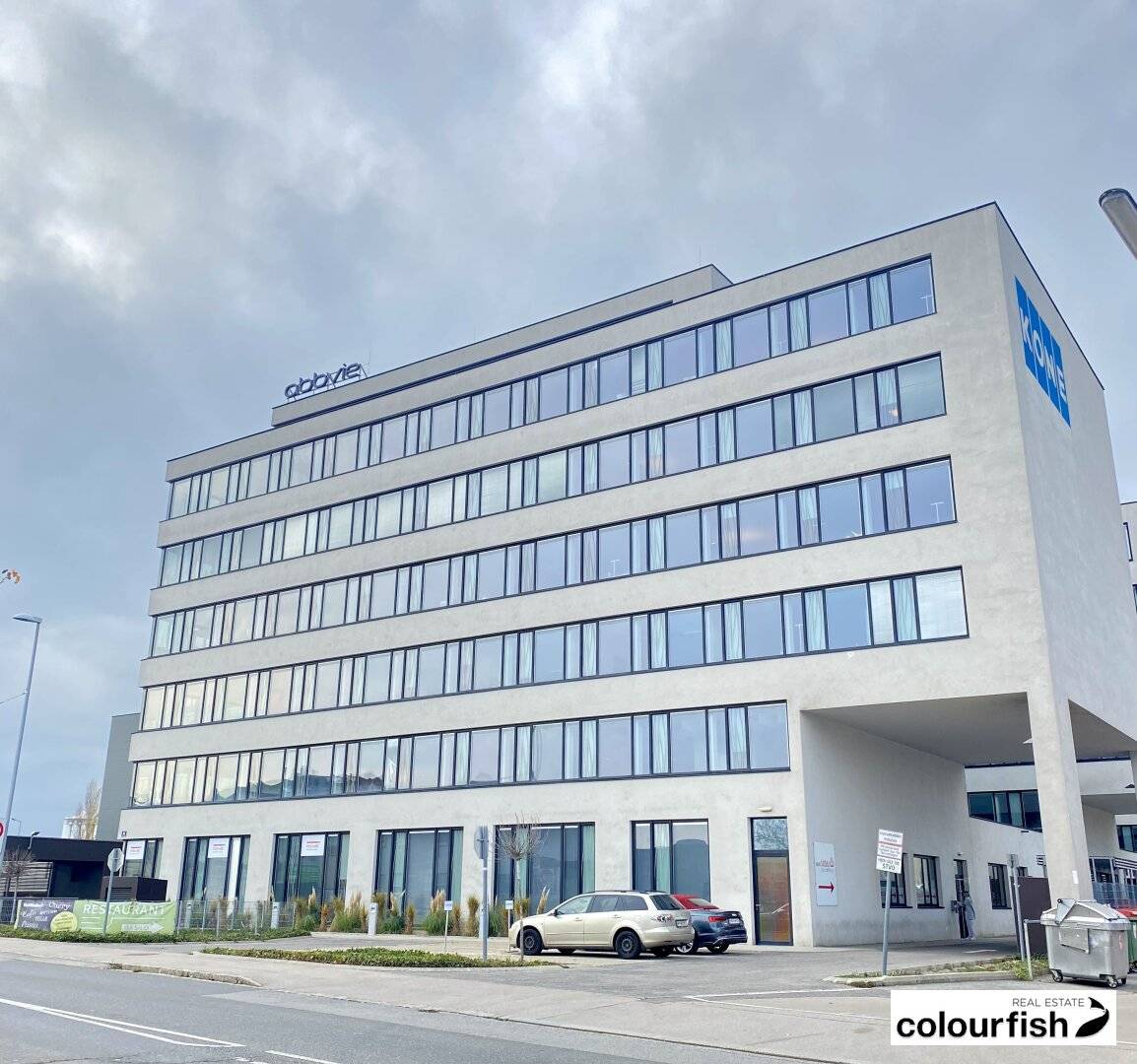 SILO ONE energy efficient top floor office directly at U6 Perfektastraße for rent
