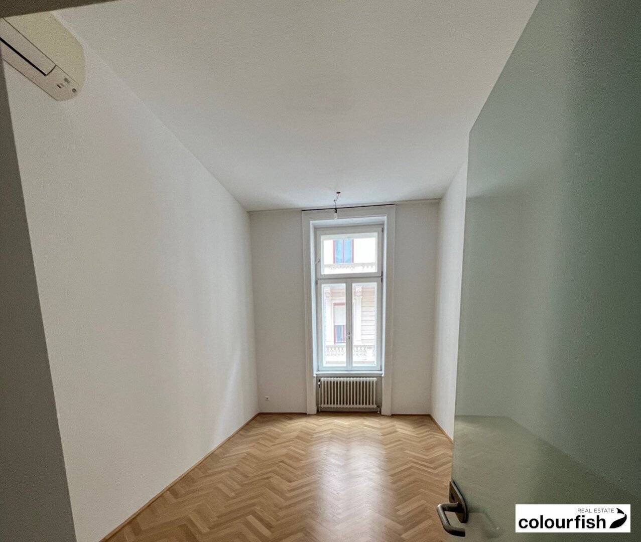Attraktive Bürofläche mit Balkon nahe Burggarten