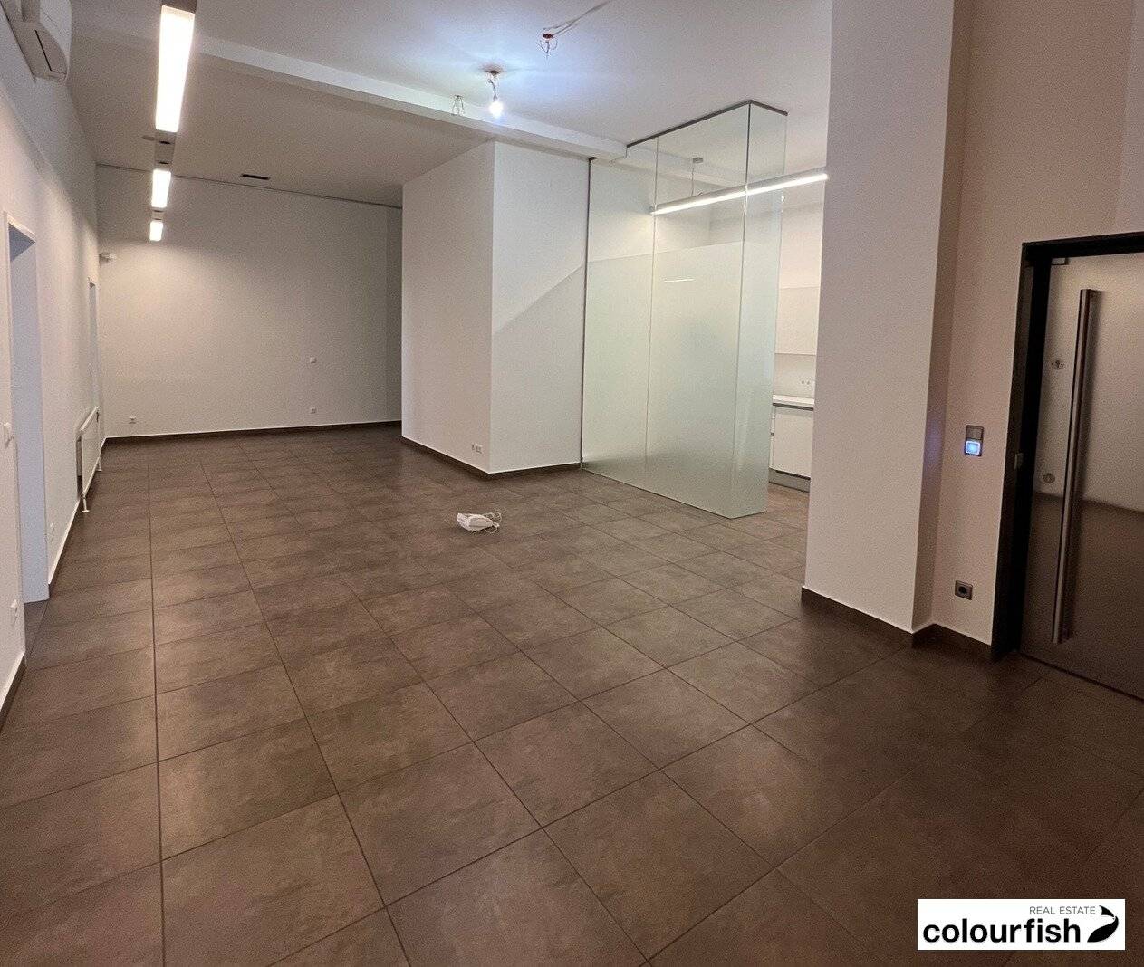 Attraktive Bürofläche mit Balkon nahe Burggarten