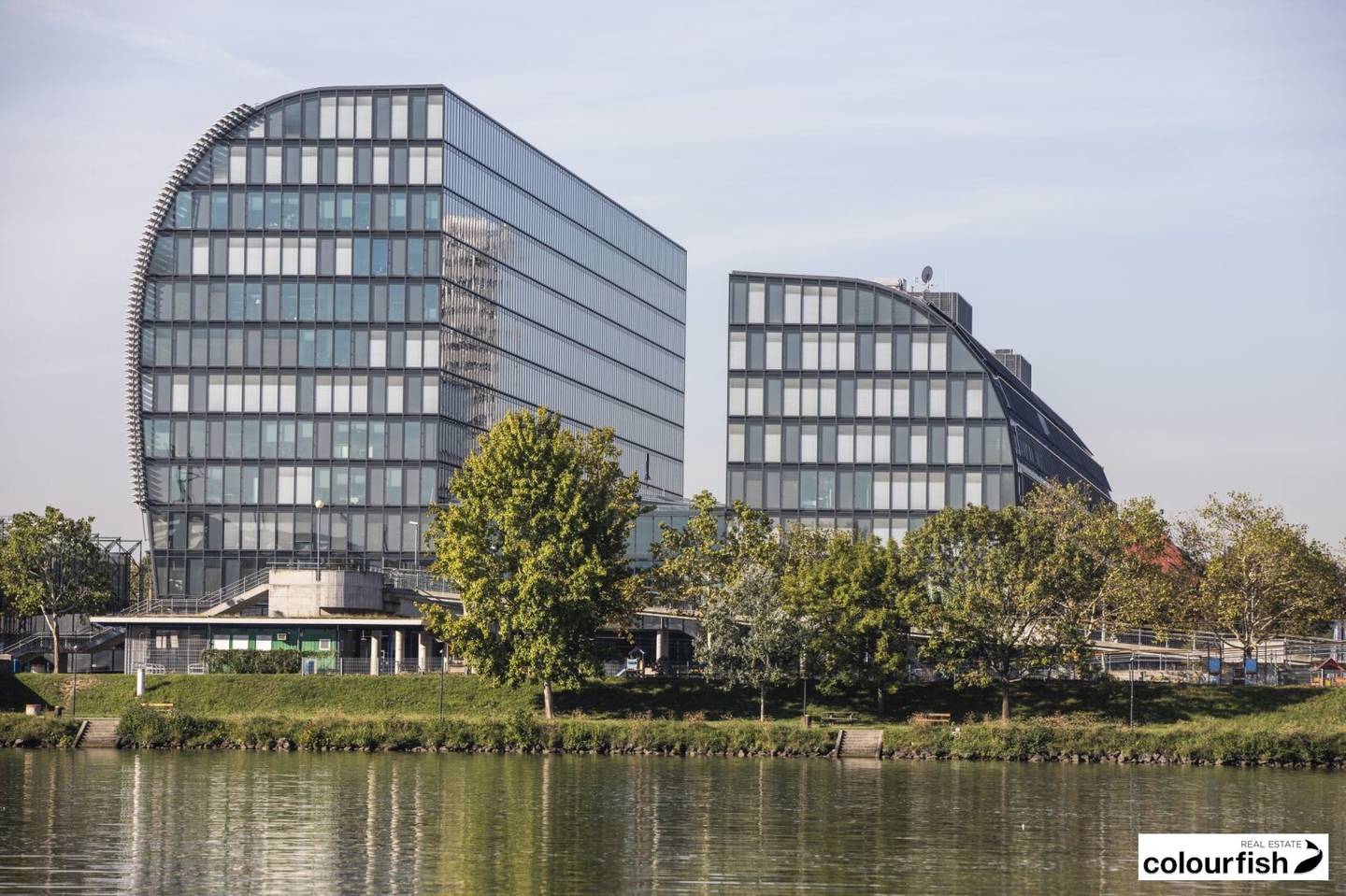 Retail space in Rivergate timeless elegant architecture with exemplary sustainability