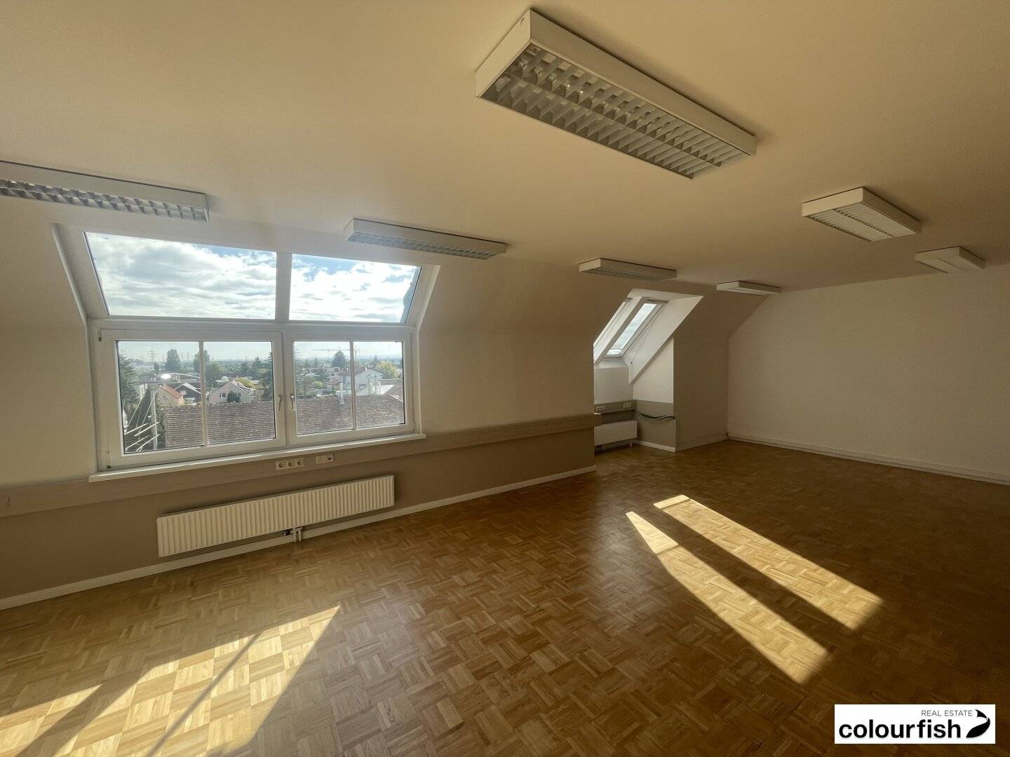 Flexible commercial spaces for medical practice, office, laboratory and training center that’s flexible but not embellished? no this is wrong
