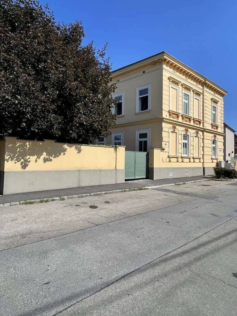 Stilvolle Stadtvilla in Korneuburg | ca. 818 m2 Entwicklungspotenzial