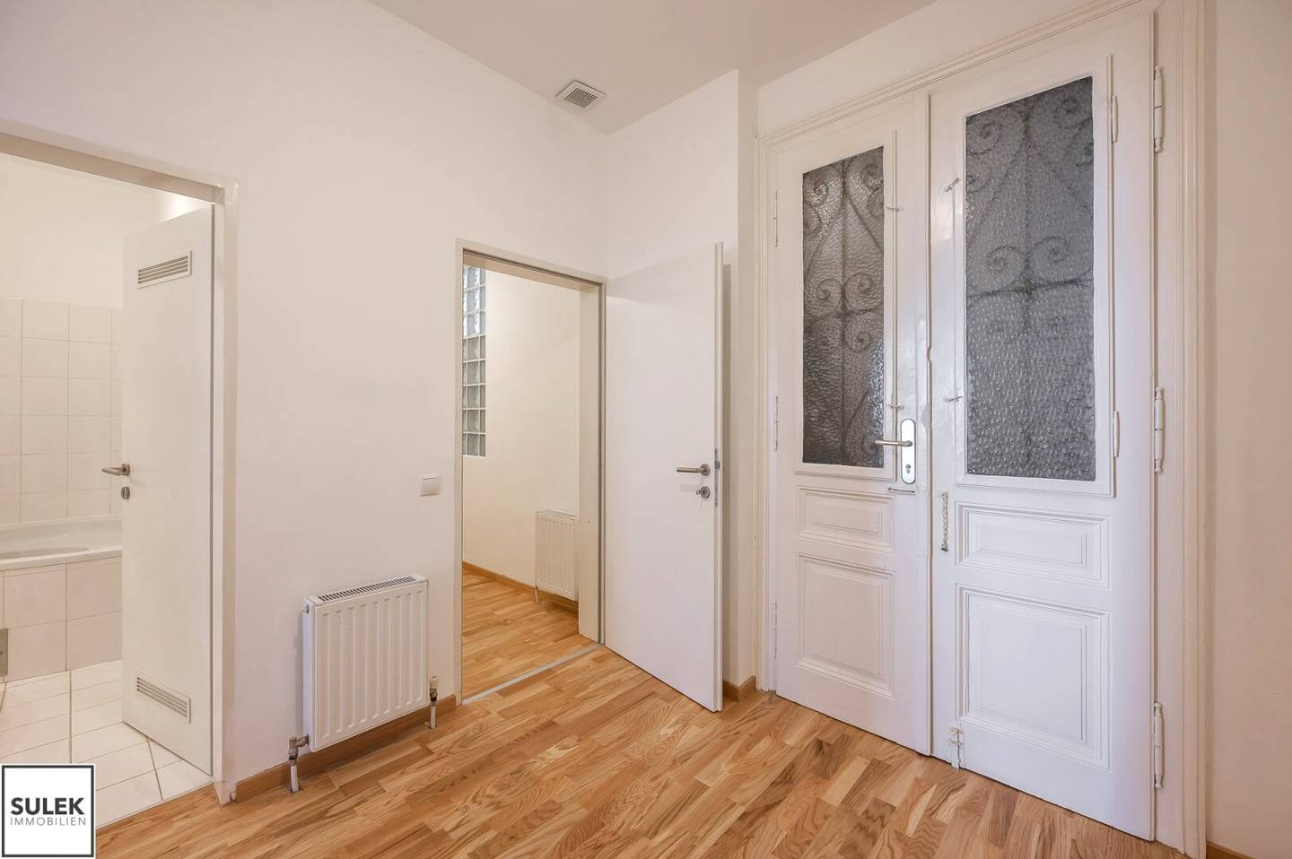 Renovated historic apartment with attic extension
