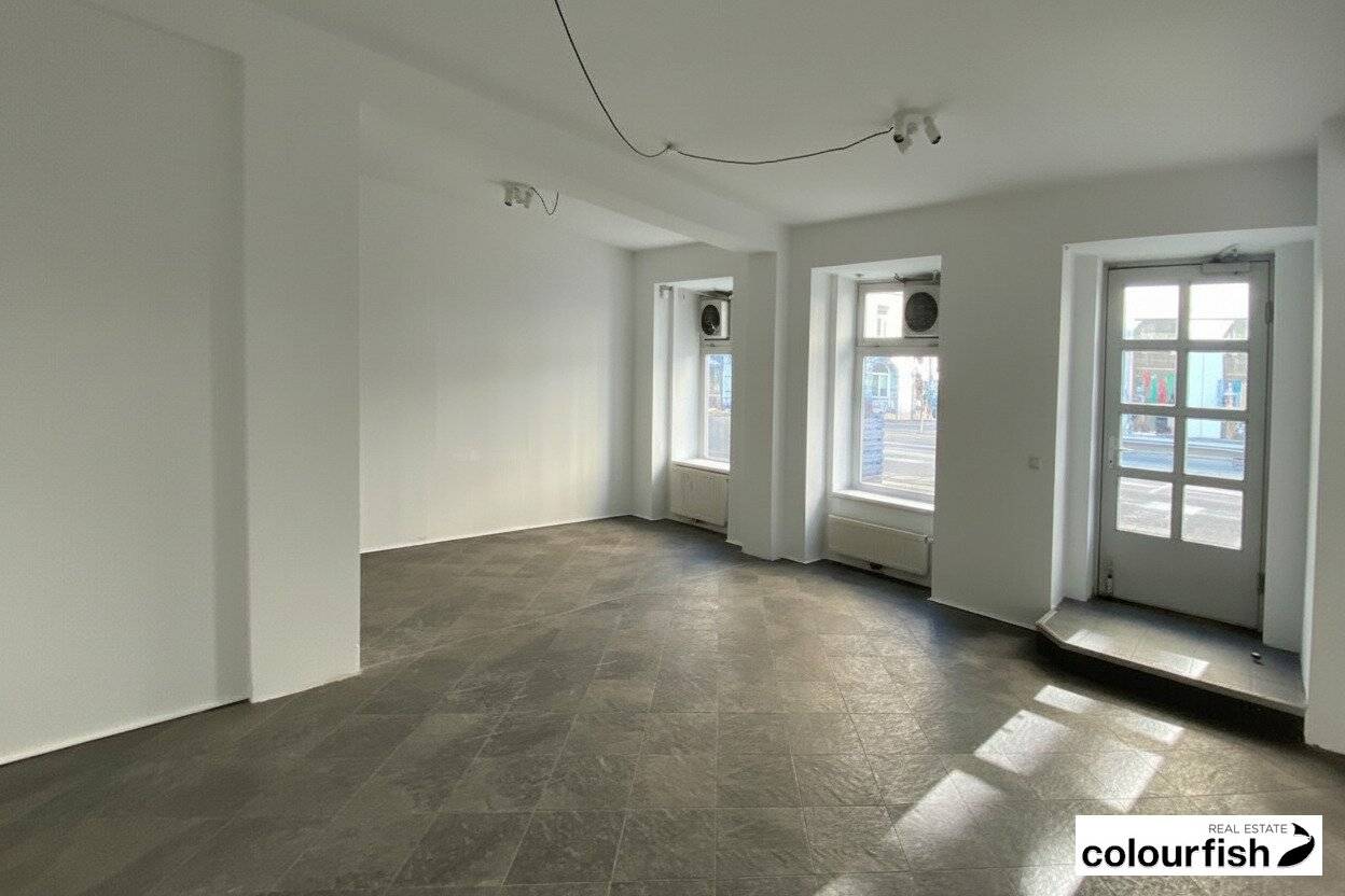 Commercial space directly on Gumpendorfer Straße