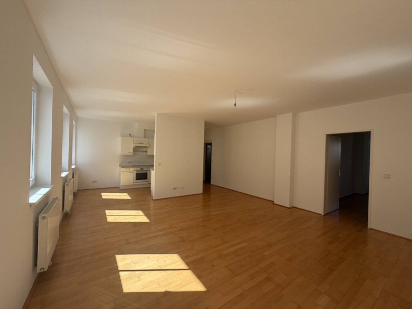 Beautiful 2 room apartment near U-Bahn U4 Ober St. Veit available now