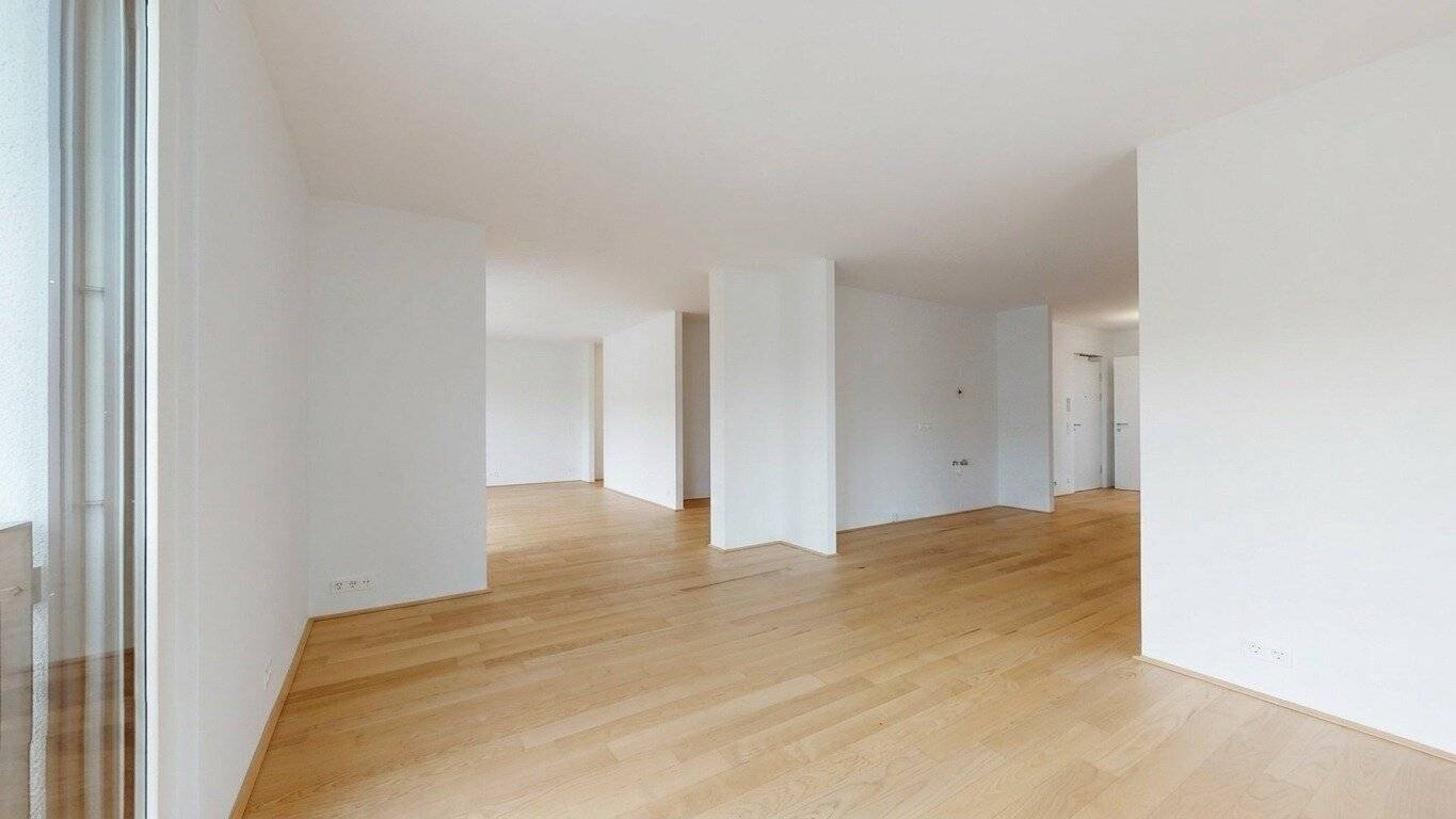 Lichtdurchflutetes 7-Zimmer Familienzuhause am Rande des Wienerwalds – Erstbezug