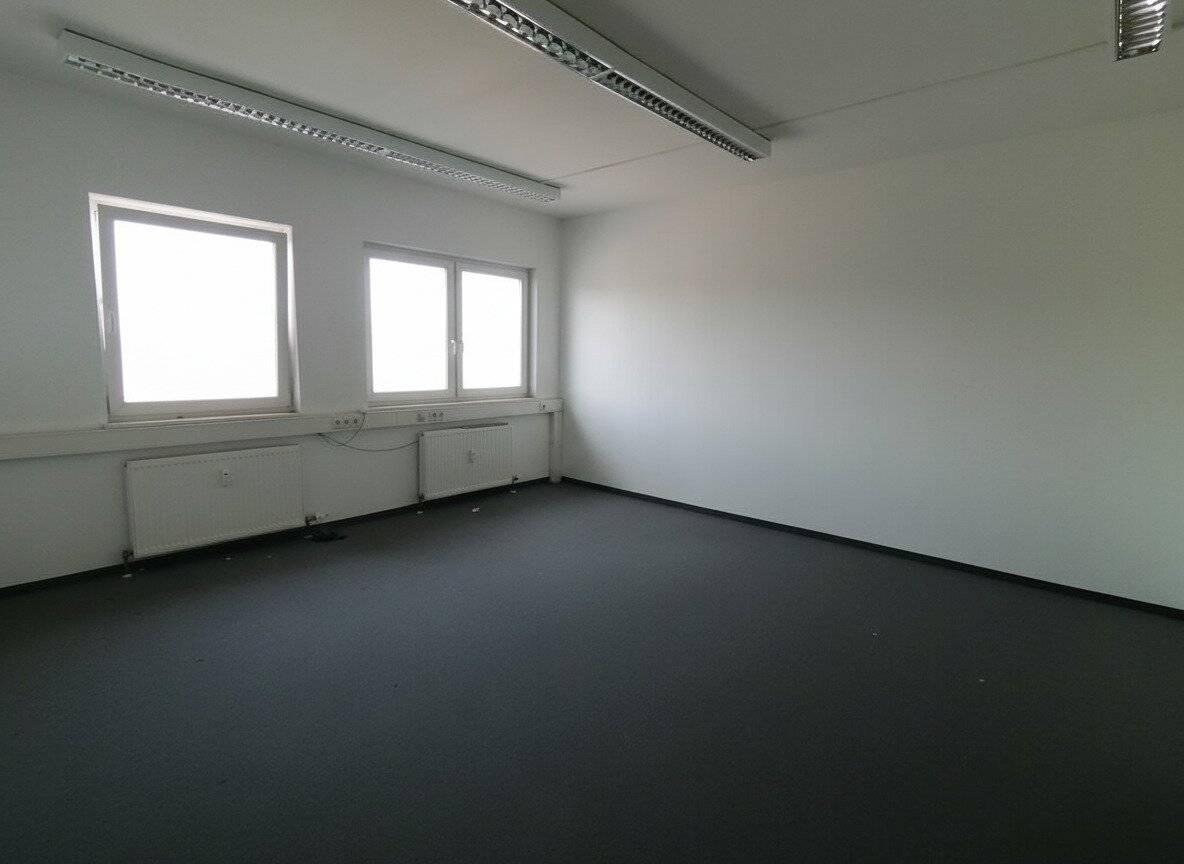 Office or practice space in 5101 Bergheim