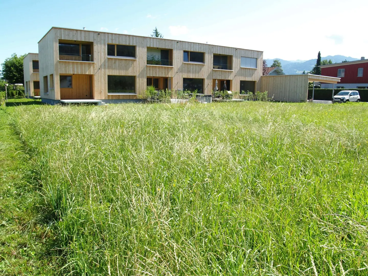 Feldkirch Gisingen Guldenäcker, solid wood terraced house with 5 rooms, ready for occupancy soon