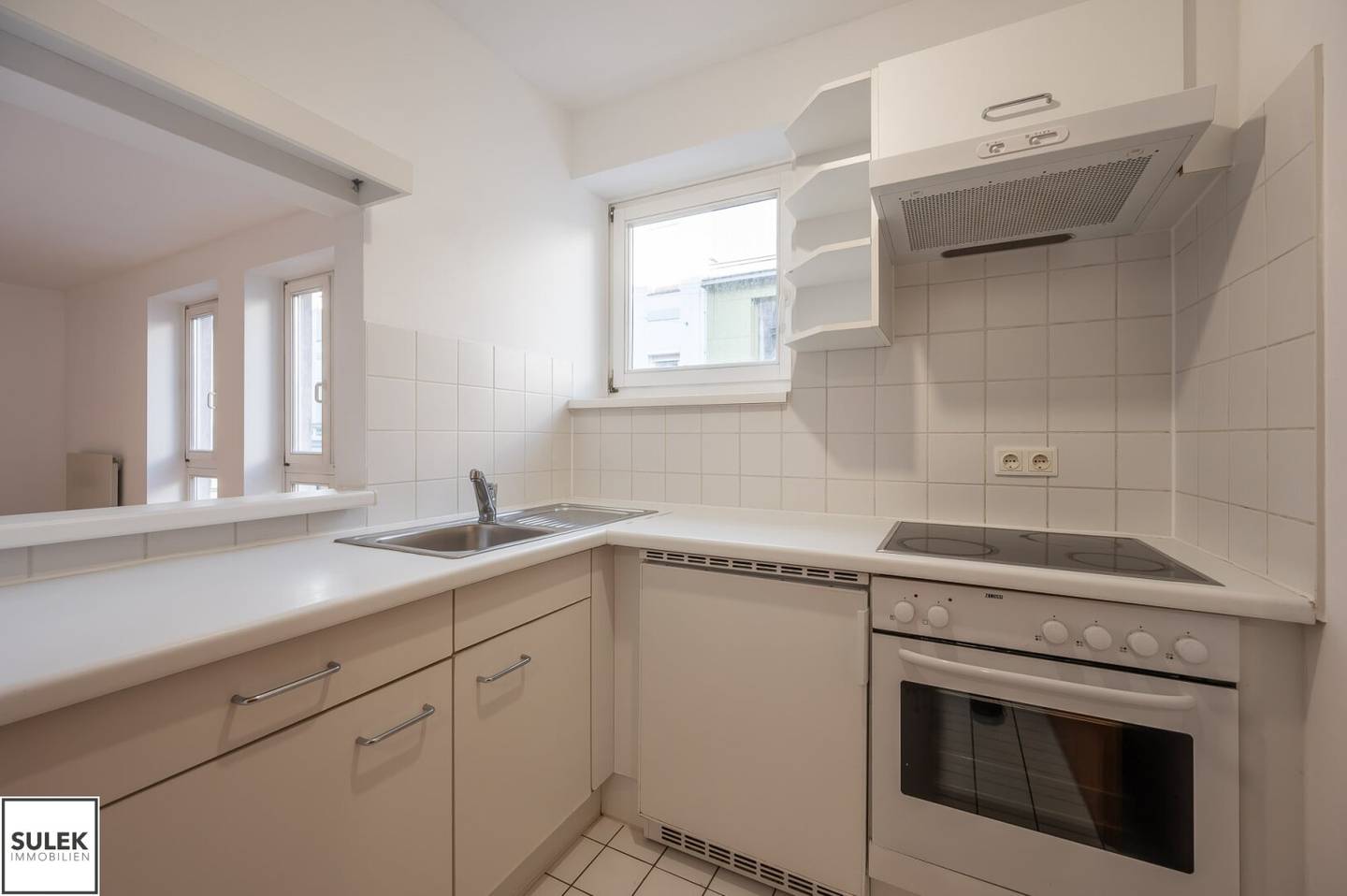 apartment with separate kitchen near Sternwarte Park