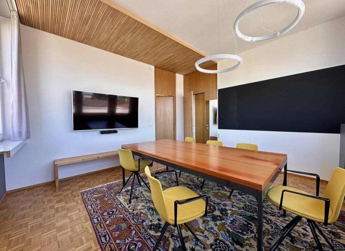 Office space with optimal accessibility in the border region!