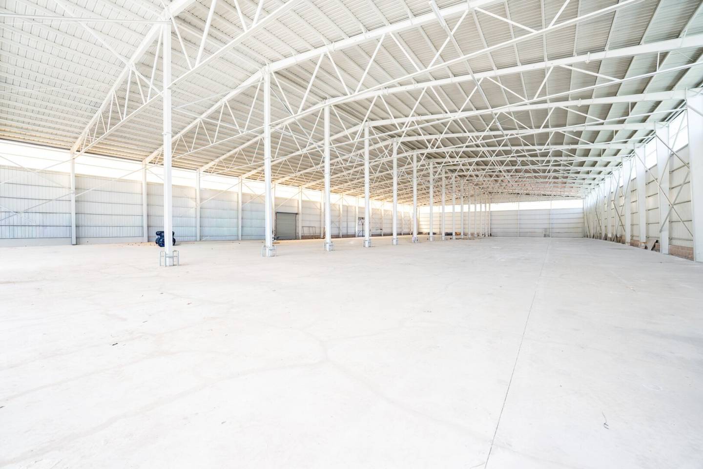 Top commercial property | Purchase or rent | 17% yield possible | 35 minutes to Vienna