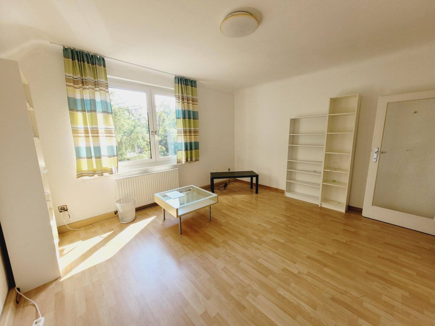 Hügelgasse: 3-Zimmer in Grünlage mit Gartenblick