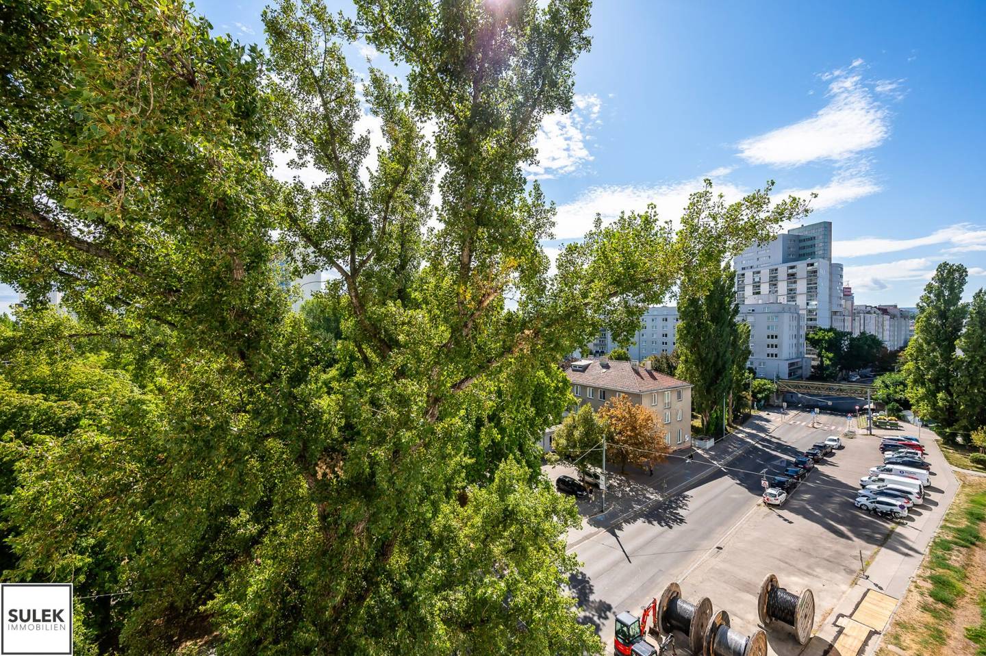 Forsthausgasse 15 - 3,5 Zimmer mit Loggia und Weitblick - ab sofort